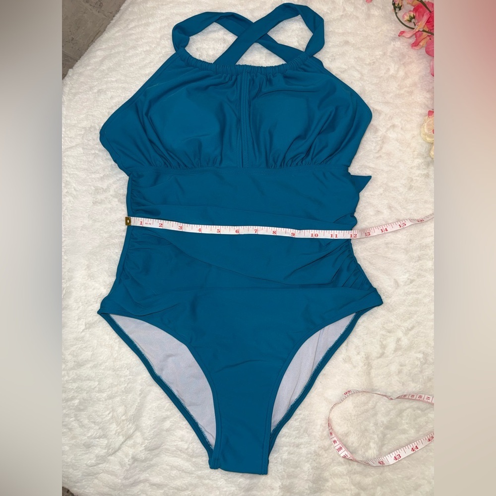 NWT Teal Crossback One-Piece Swimsuit — Supportive Ruched Front Size S - Picture 4 of 7